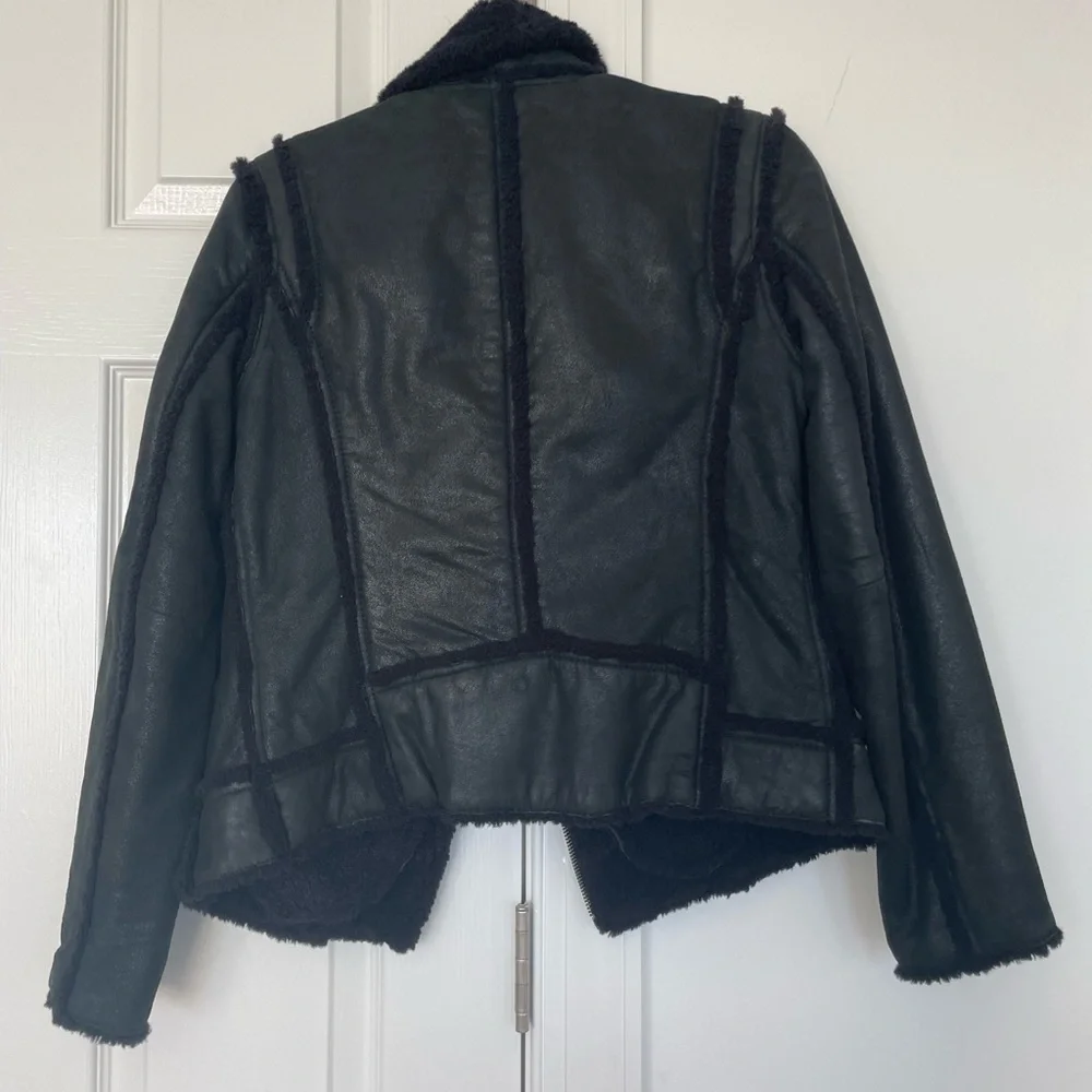 Jacket - Picture 2 of 3